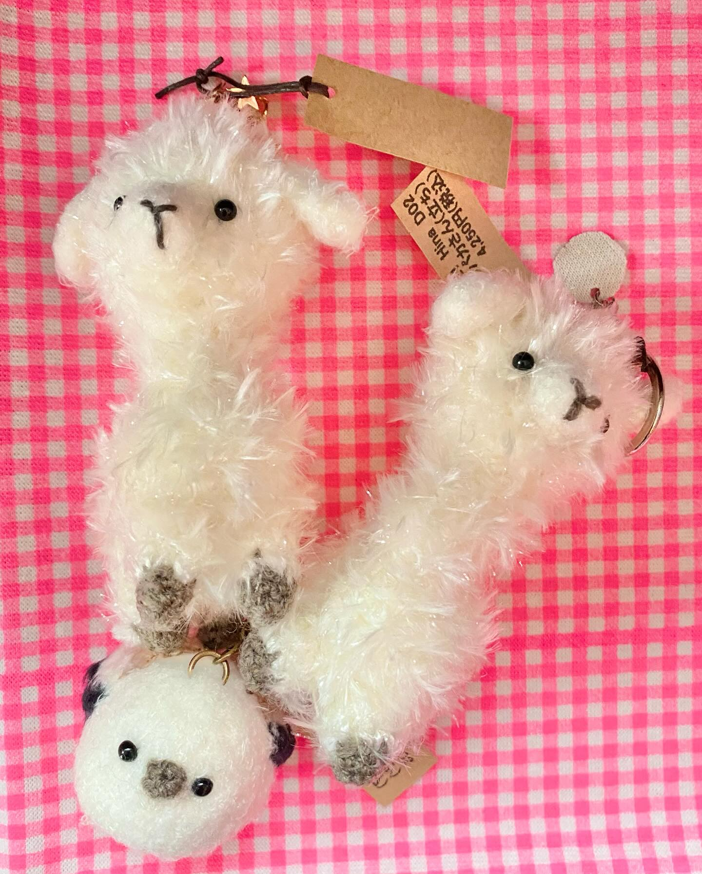 編みぐるみhina(@kopihana.hina )さまより