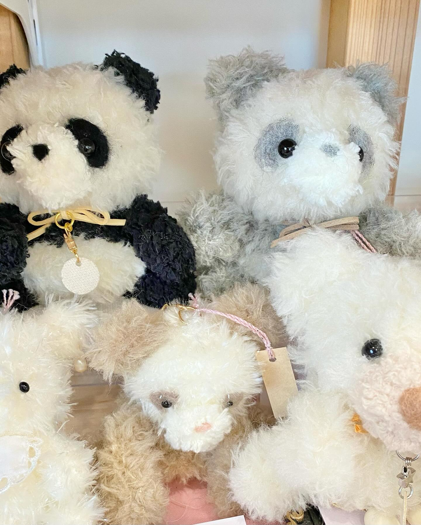 編みぐるみhina(@kopihana.hina )さまより