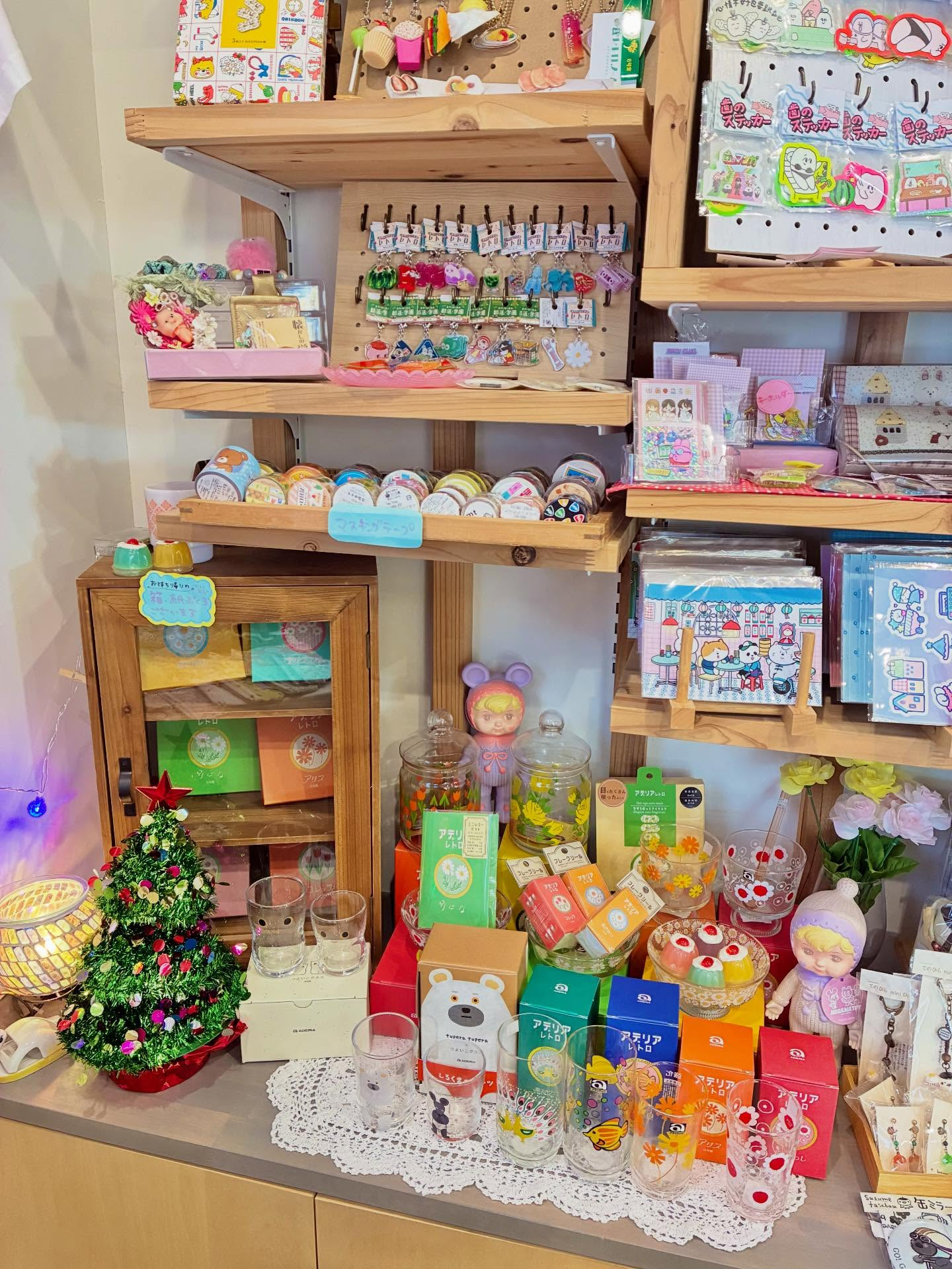 12月になりましたね✨お店もクリスマス装飾に🎄🤶